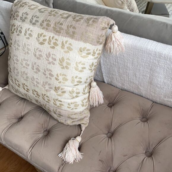 Anthropologie Tasseled Constance Pillow Case - Picture 4 of 12